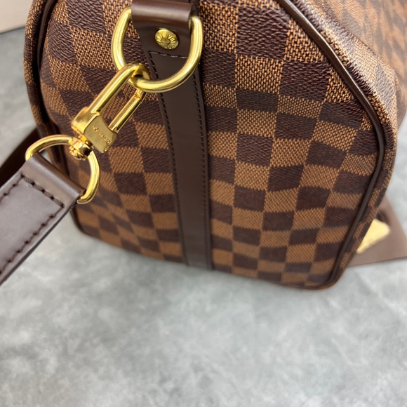 🌵Authentic Louis Vuitton Speedy 35 Bandouliere Damier Ebene🌵 - Picture 11 of 17